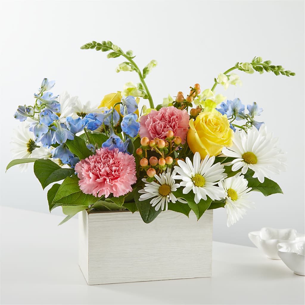 Sun Salutation Box Bouquet – SIA'S BLOSSOM BLOOMS, Griffin GA