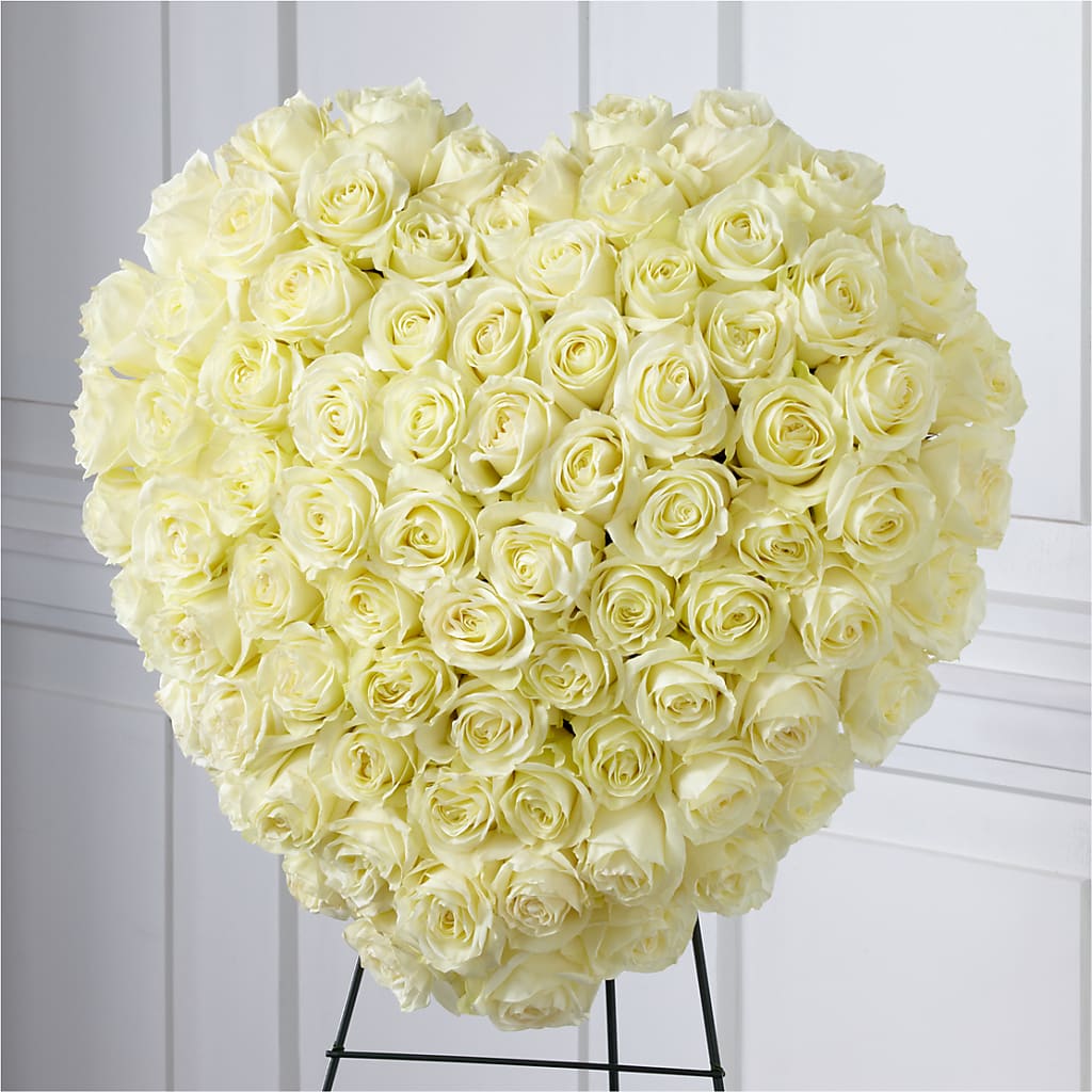 Elegant Remembrance Standing Heart – SIA'S BLOSSOM BLOOMS, Griffin GA