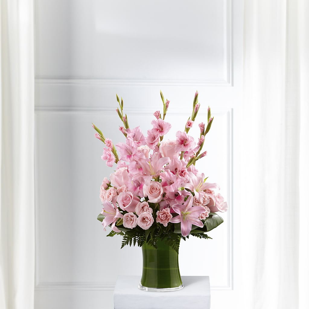 Lovely Tribute Bouquet – SIA'S BLOSSOM BLOOMS, Griffin GA