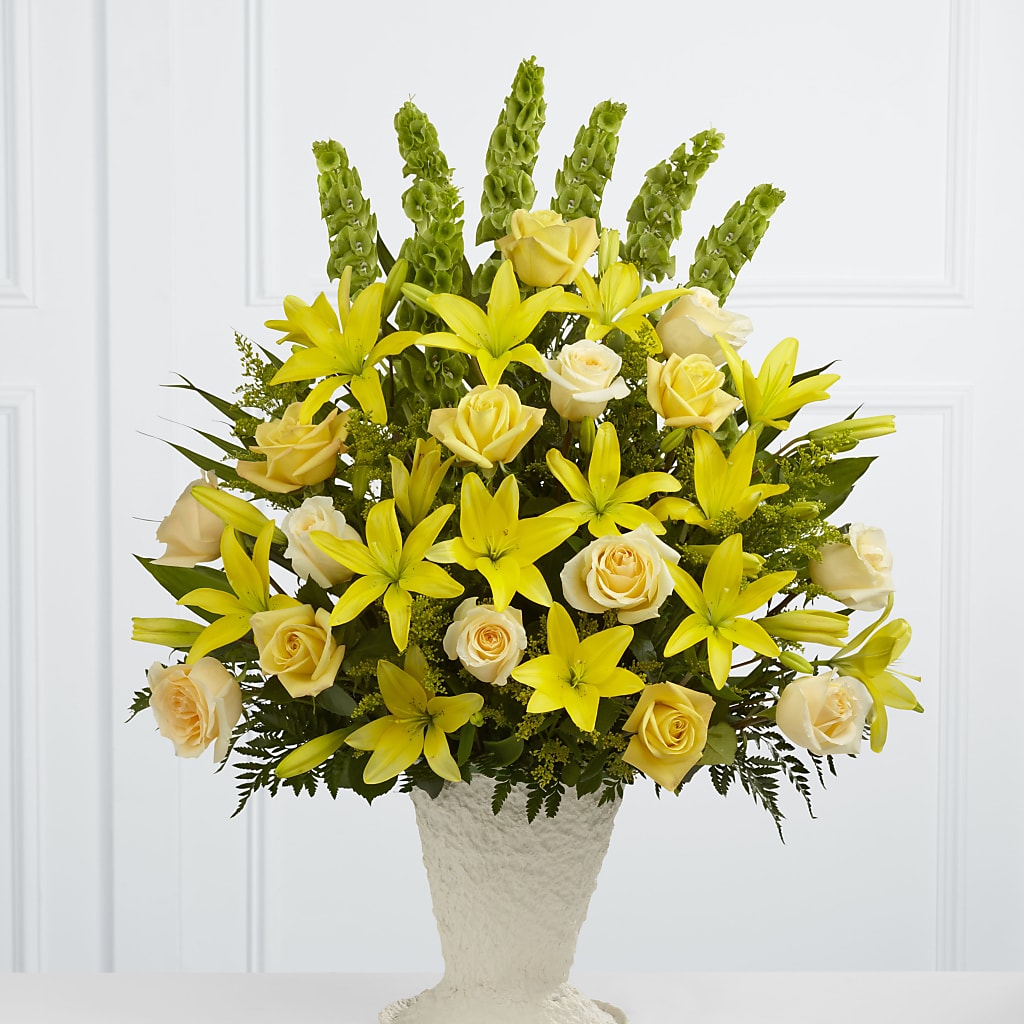 Golden Memories Arrangement – SIA'S BLOSSOM BLOOMS, Griffin GA