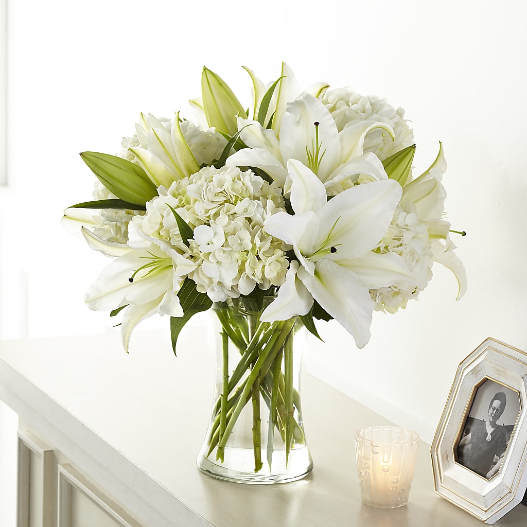 Compassionate Lily Bouquet – SIA'S BLOSSOM BLOOMS, Griffin GA