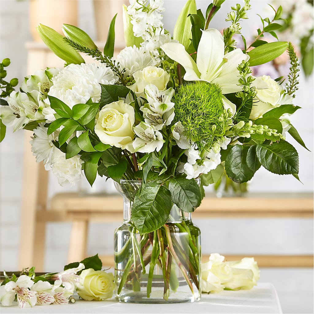 Classic Ivory – A Florist Original – SIA'S BLOSSOM BLOOMS, Griffin GA