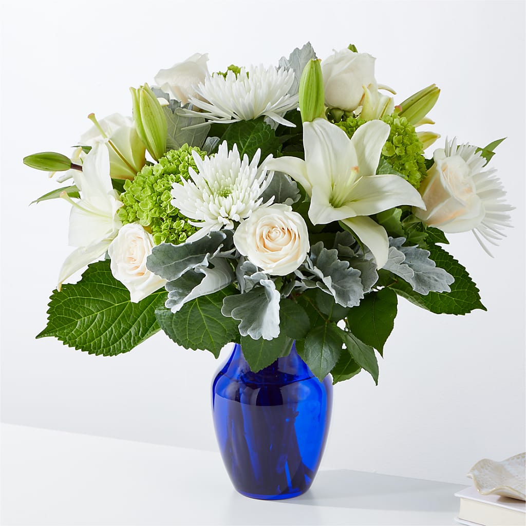 Snowy Dreams Bouquet – SIA'S BLOSSOM BLOOMS, Griffin GA