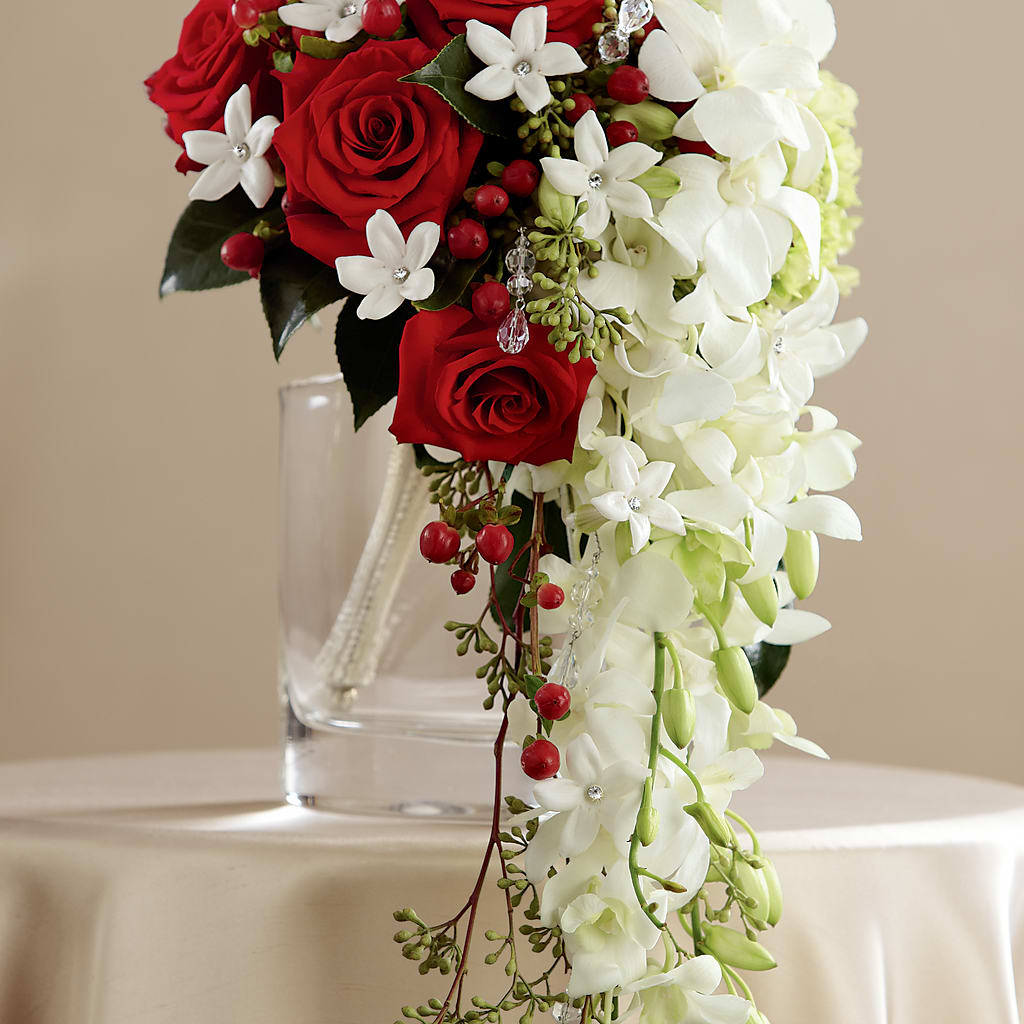 Here Comes the Bride Bouquet – SIA'S BLOSSOM BLOOMS, Griffin GA