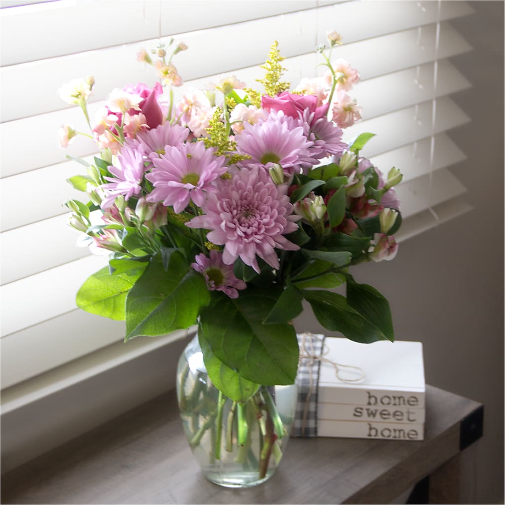 Pastel Tradition - A Florist Original – SIA'S BLOSSOM BLOOMS, Griffin GA