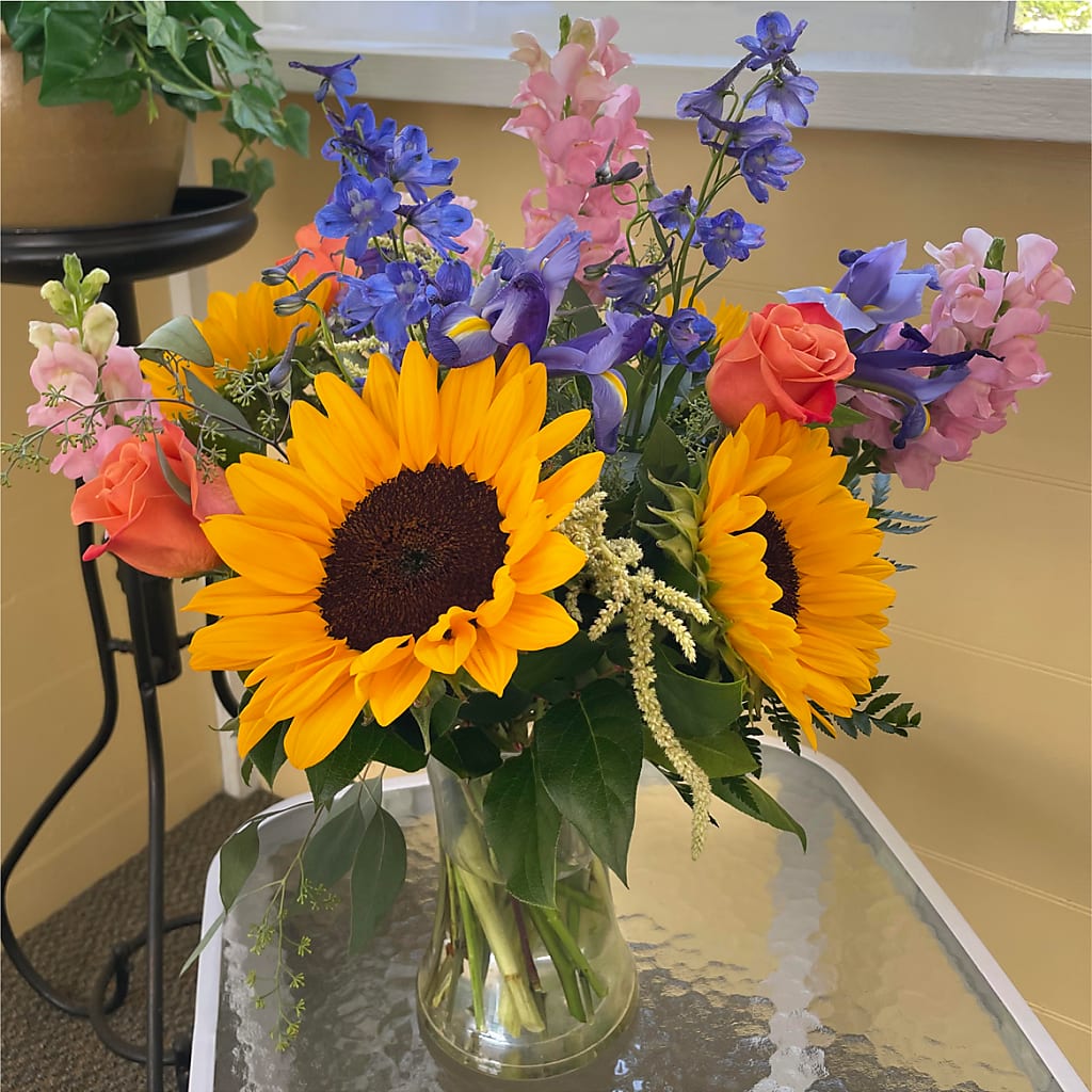 Rays of Life Bouquet – SIA'S BLOSSOM BLOOMS, Griffin GA