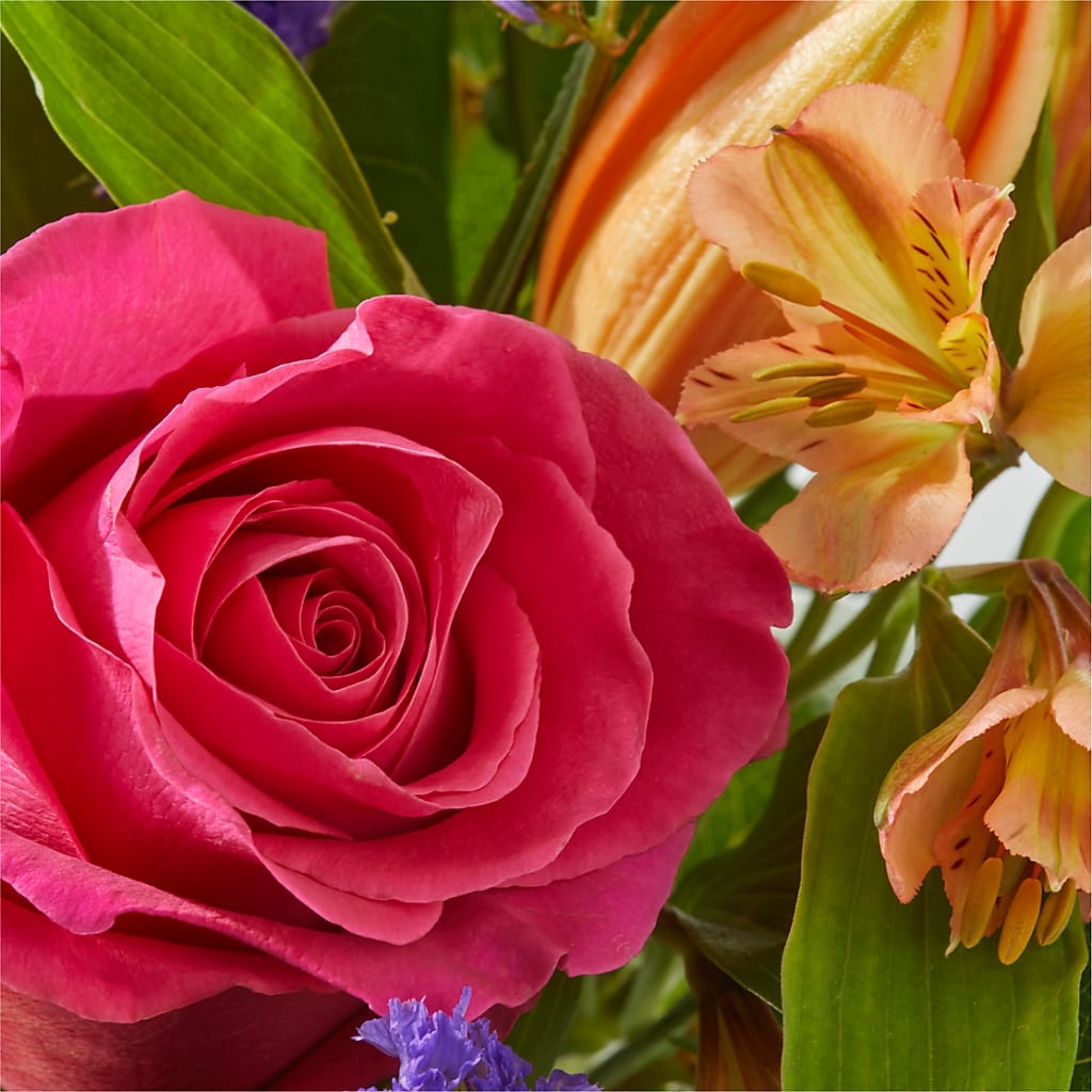 Joyful Bouquet – SIA'S BLOSSOM BLOOMS, Griffin GA