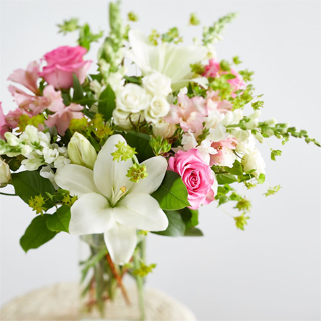 Fondly Bouquet – SIA'S BLOSSOM BLOOMS, Griffin GA