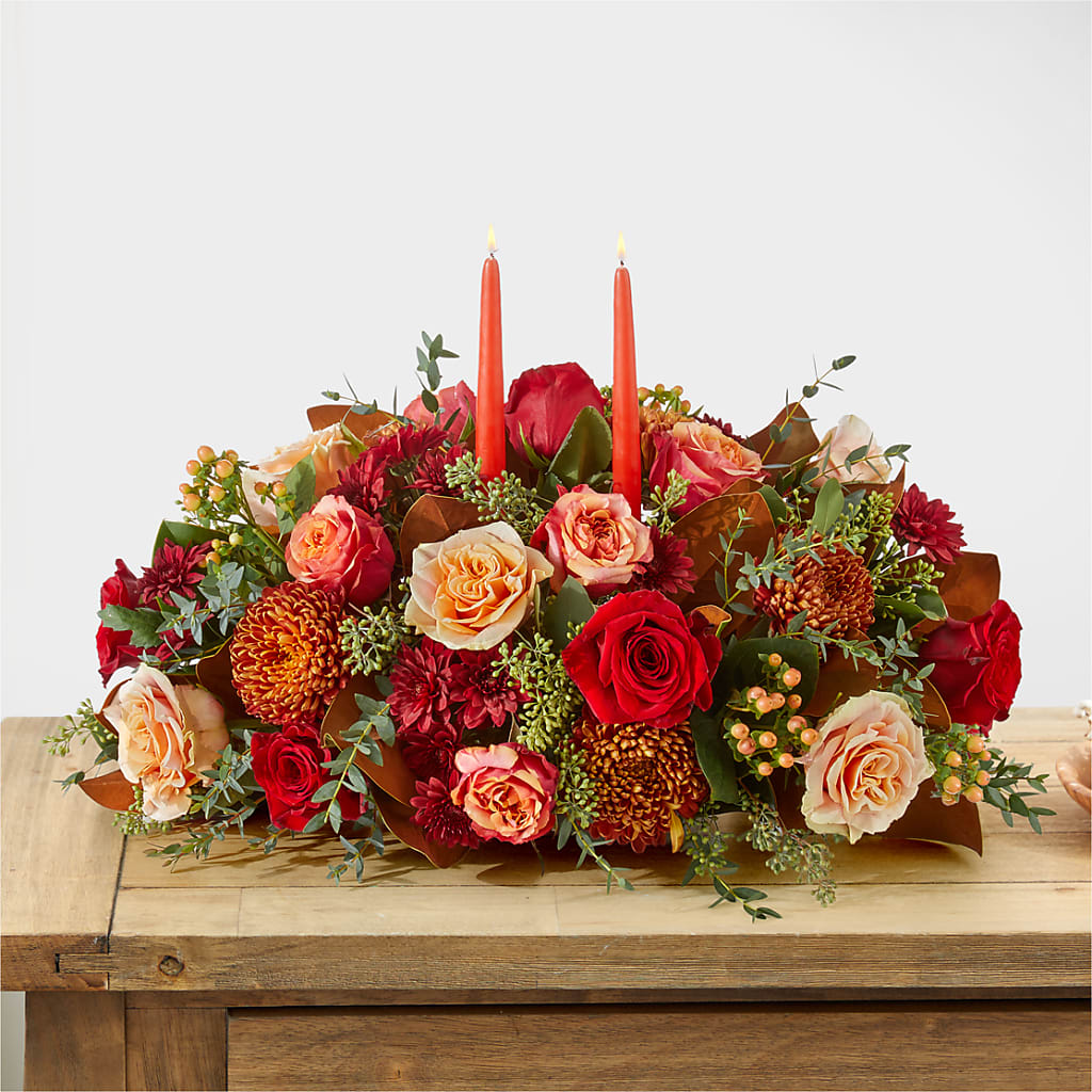 Gather Near Centerpiece – SIA'S BLOSSOM BLOOMS, Griffin GA